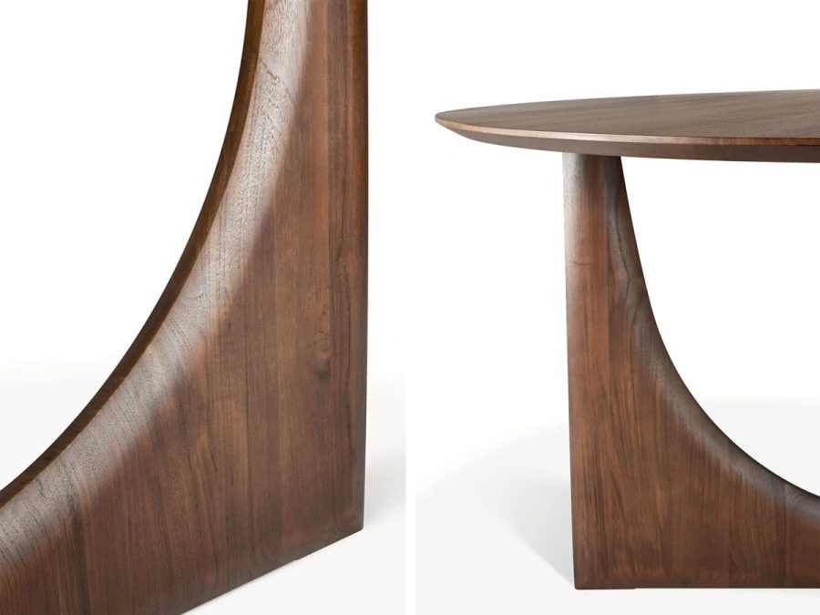 Lunaro Round Table